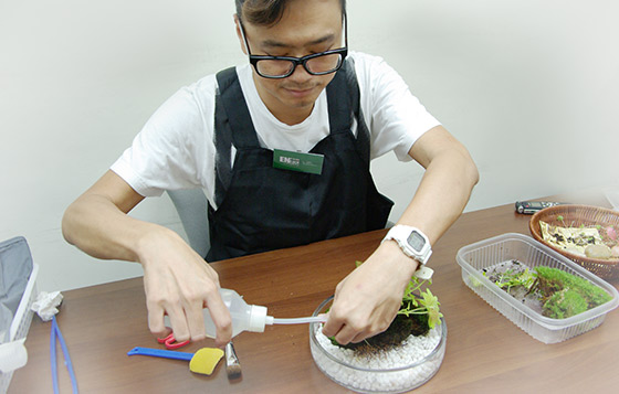 異地鬼域　膽小慎入