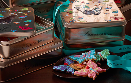 Butterfly Cookies Made With ♥& TLC　售價：$360 for 12、$580 for 24
