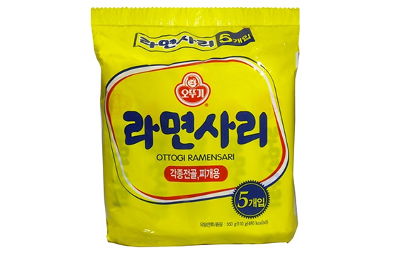 即食麵用韓國品牌才夠風味。