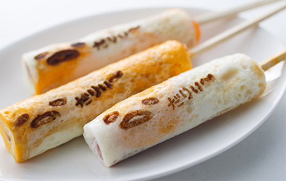 ぐでぼう(棒棒玉子燒)有「文字燒」及香腸風,後者穩陣點。250円/約$16 ぐでぼう(棒棒玉子燒)有「文字燒」及香腸風,後者穩陣點。250円/約$16