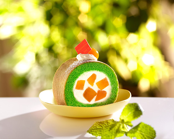Pandan Mango Roulade 斑蘭香芒卷 $45/件 Pandan Mango Roulade 斑蘭香芒卷 $45/件
