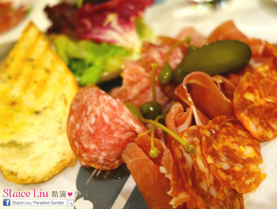 Antipasto 辣肉腸。沙樂美腸。巴馬腿拼盤 $138 Antipasto 辣肉腸。沙樂美腸。巴馬腿拼盤 $138