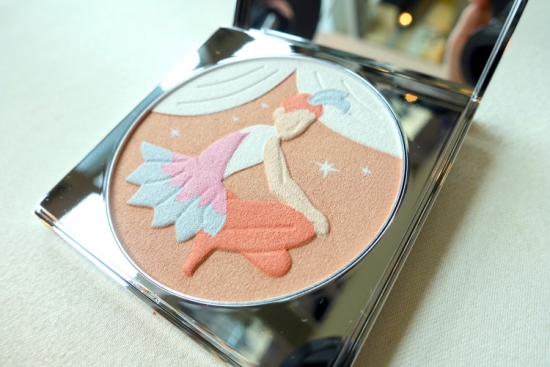 RMK Spring Circus Face Color 馬戲團少女彩妝盤 HK$480 RMK Spring Circus Face Color 馬戲團少女彩妝盤 HK$480