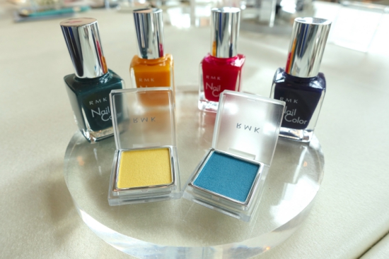 RMK Nail Color EX 持久速乾甲油 HK$140、RMK Ingenious Powder Eyes N 基本單色眼影 HK$200 RMK Nail Color EX 持久速乾甲油 HK$140、RMK Ingenious Powder Eyes N 基本單色眼影 HK$200
