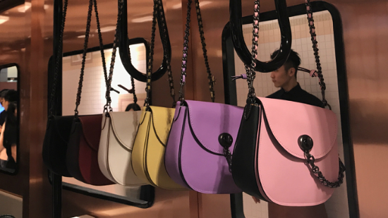 1:1 紐約地鐵襲港 COACH X 連卡佛期間限定店 “ART OF EXPRESSION”
