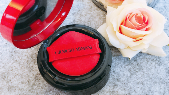 如果今年只能買一個氣墊粉底，必選這個紅黑盒子！My Armani To Go Cushion！