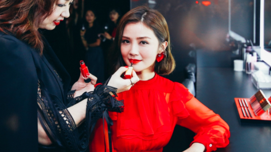 Party of the Year! YSL Beauty Club 美妝年度派對！