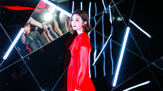 Party of the Year! YSL Beauty Club 美妝年度派對！