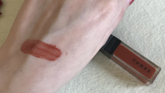 誰說到了年底就一定要化冷艷冬妝？秋天紅葉妝還是橫行霸道的潮流啊～
